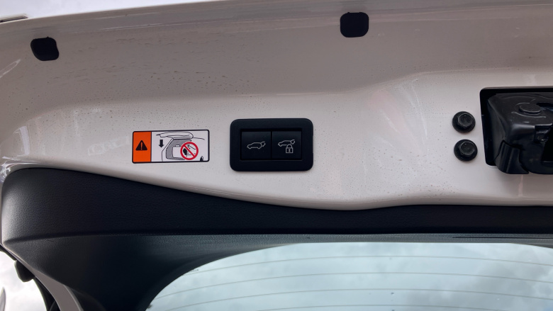 Toyota C-HR 2.0 PHEV Design 5dr CVT Hatchback